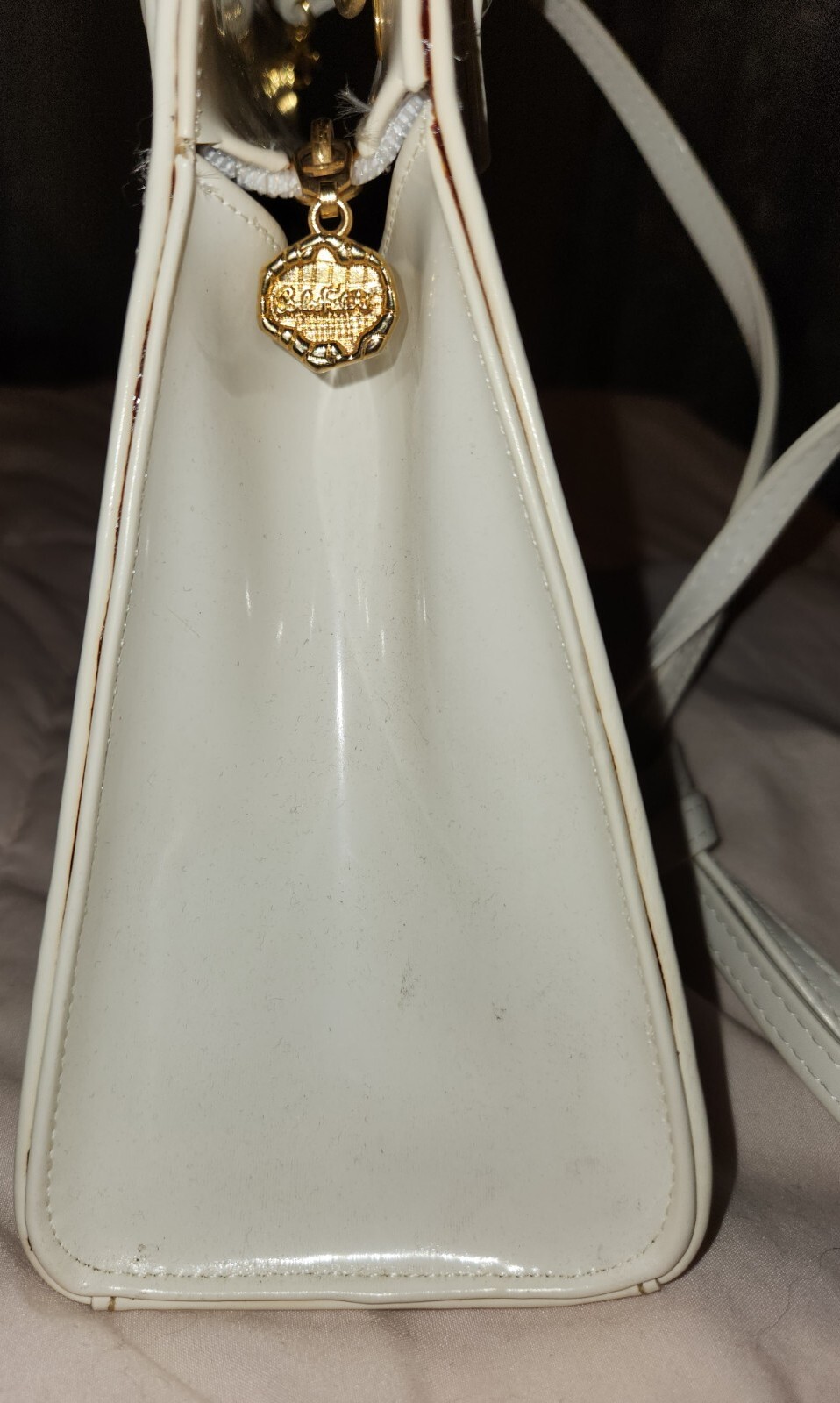 Sac à Main Carlos Falchi - Cuir Noir, Taille Moyenne, Bandoulière - Occasion Excellent État