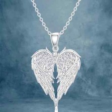 Elegant Angel Wing Heart Shaped Pendant Necklace Men Women Trendy Silver Color