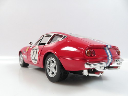 1:24 Bburago Ferrari 365 GTB 4 Rallye Nº 22 #A303 - Imagen 6 de 8