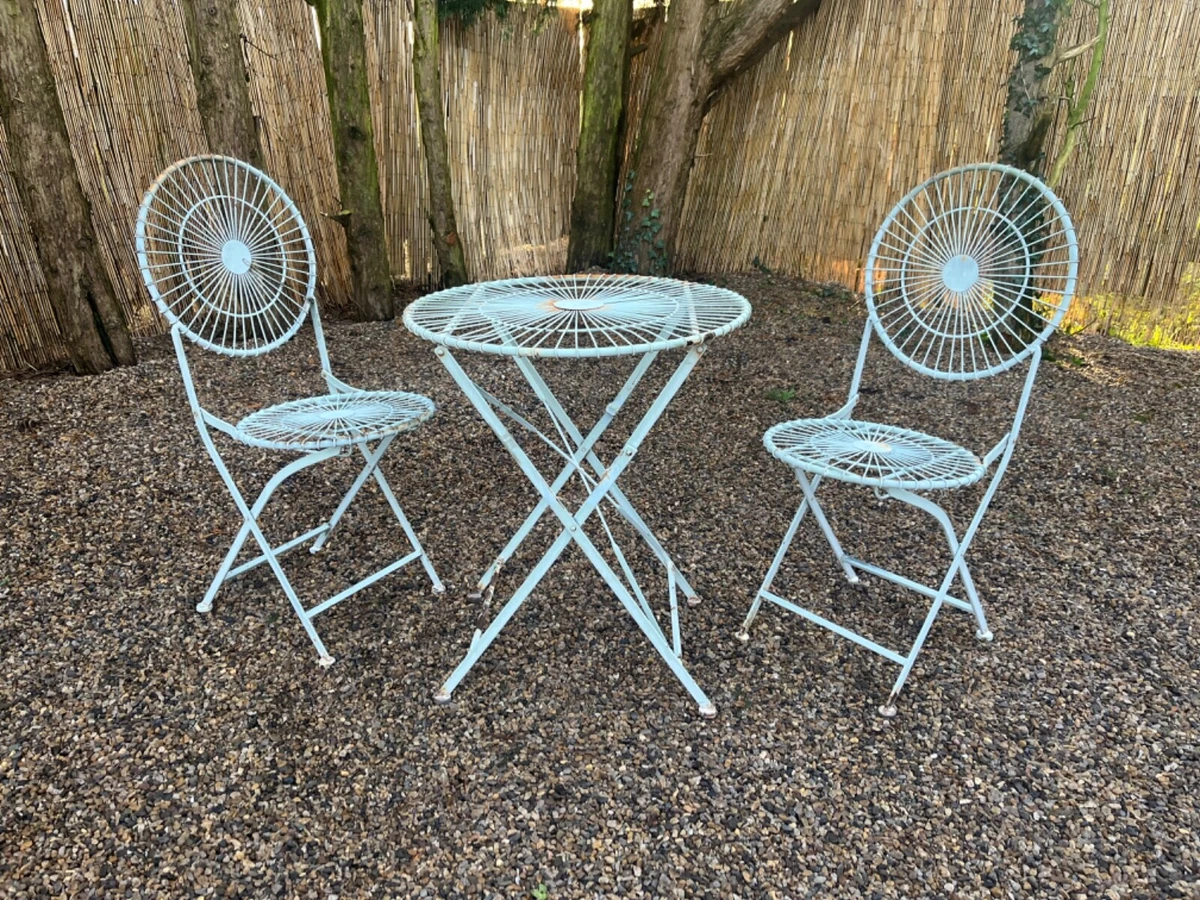 Blue metal bistro set deals