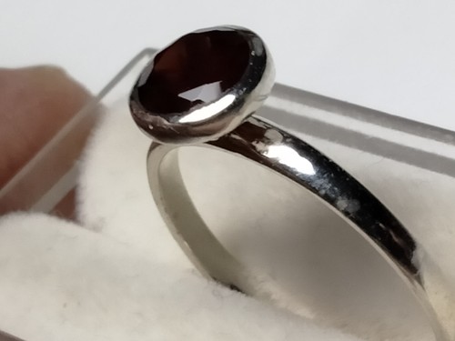 ANELLO CARINO GRANATO CABINA IN LUNETTA ALLA MODA SET ARGENTO STERLING.925 MISURA 7,5-7,75! - Foto 12 di 15