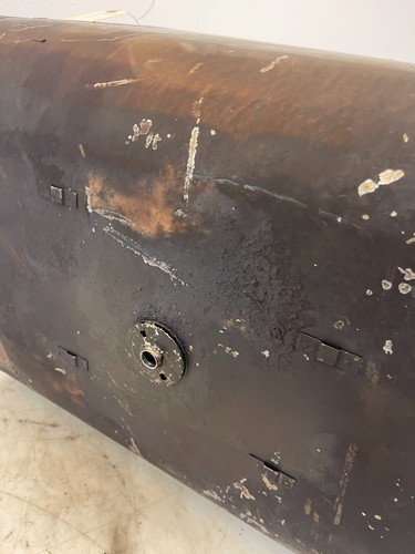 1976 White 2-70 Diesel Tractor Fuel Tank - Picture 9 of 13