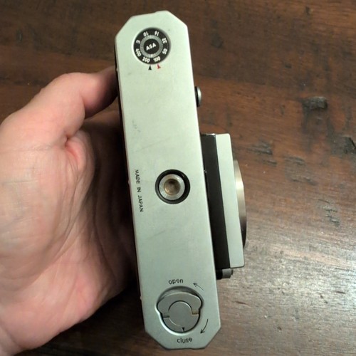 Nikon F Red Dot 6600972 Chrome Body Selten. Rollladen funktioniert. - Bild 16 von 24