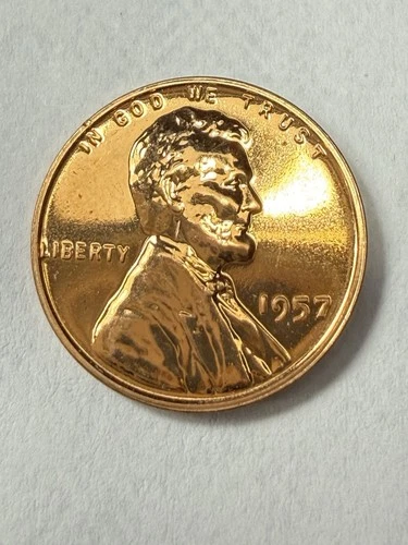 ** 1957 PROOF LINCOLN CENT  (UPGRADE THAT SPOT IN YOUR SET)  PRICED TO SELL 🔥**