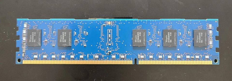 SK hynix 4GB PC3-14900R DDR3-1866 ECC Registered Memory Module HMT451R7AFR8C-RD - Image 2 of 2