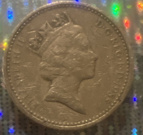 1985 1 pound coin rare with upside down error lettering