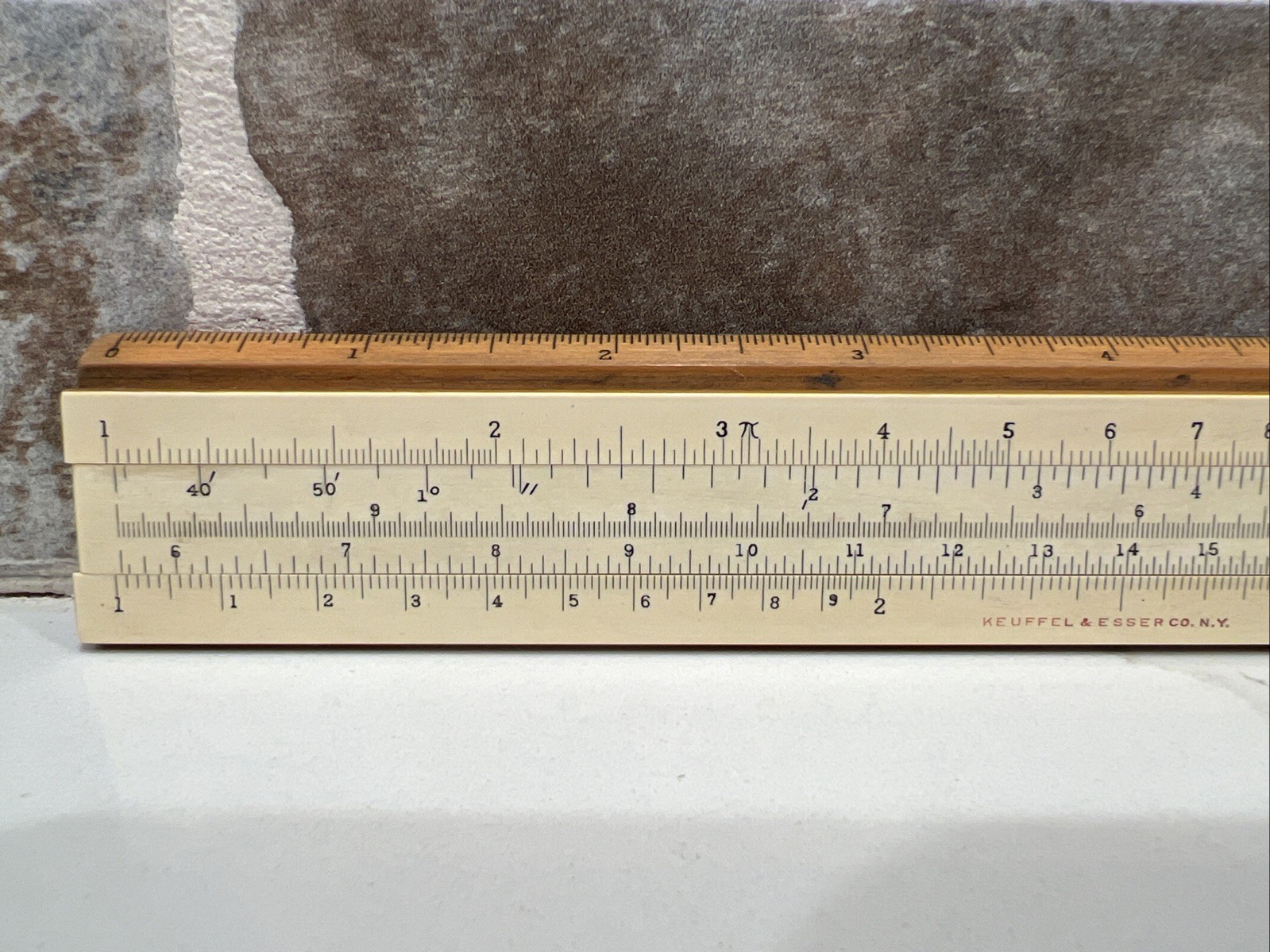 Foto 11 di 23