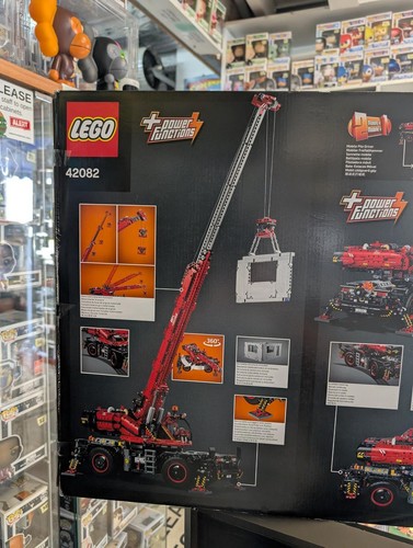 LEGO TECHNIC: 42082 Rough Terrain Crane - Brand New and Sealed - Bild 8 von 13