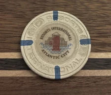 $1 1 RESORTS INTERNATIONAL CASINO CHIP POKER CHIP ATLANTIC CITY