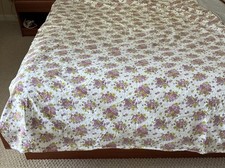 VTG Cotton 100 flat sheets Floral used 52x76