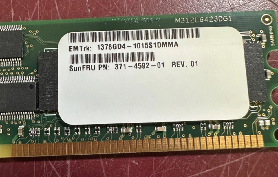 Samsung M312L2923DZ3-CB3E0 1GB DDR-333/PC-2700 RDIMM ECC Register Memory Module - Image 3 of 4
