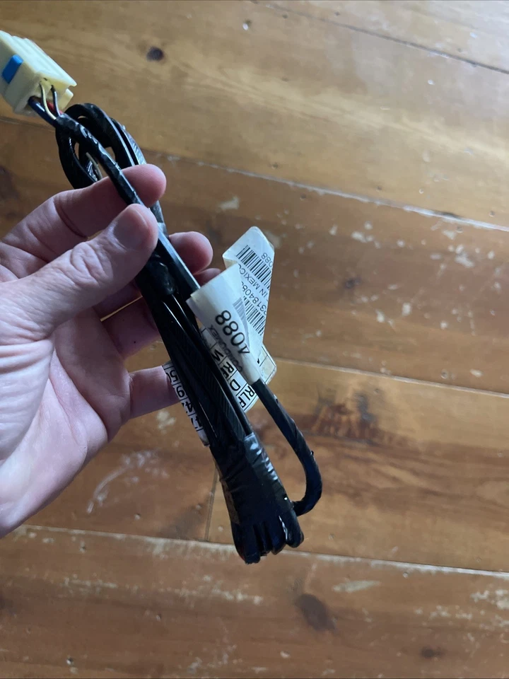 🏁GM Harness Assembly, Trailer Wiring Harness Extension 23184088 YUKON TAHOE - Image 4 of 4