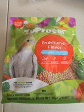 ZuPreem Medium Birds Fruit Blend Lovebirds Conures Quakers 2lb 1 Bags 