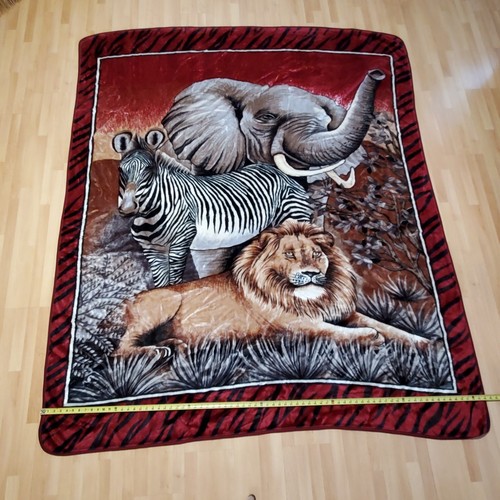 Wild African Safari Animal Plush Maroon Blanket Throw 88" x 74" San Marcos Style - Picture 7 of 8