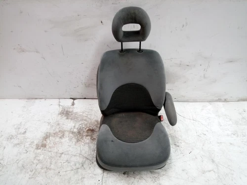 Sedile Anteriore Destro per CITROEN XSARA PICASSO 1.6 HDi 110 Exclusive 103205 - Foto 1 di 10