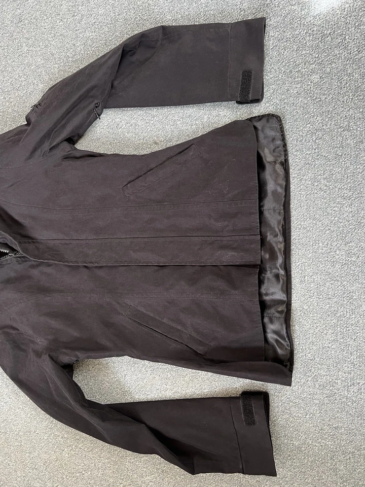 Damen Reitjacke EquiTheme Übergangsjacke Regenjacke schwarz Gr. 36 - gepflegt - Bild 3 von 4