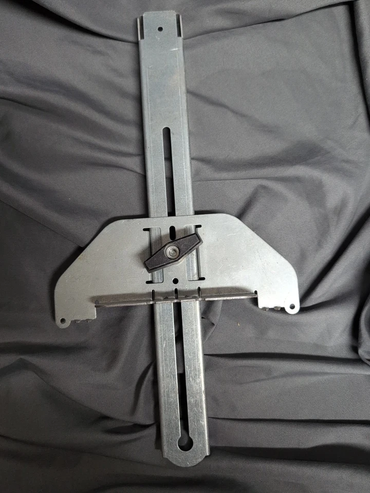 Bench Dog Tools Joist-Loc Hanger Bracket Installation Tool USA - Image 2 of 4