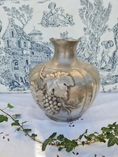 ANCIEN GROS VASE EN ETAIN ART DECO SIGNE F.CORTESI DECOR DE GRAPPE RAISIN