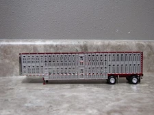 DCP 1/64 Maroon Red Wilson Spread Axle Cattle Livestock Trailer Farm Toy