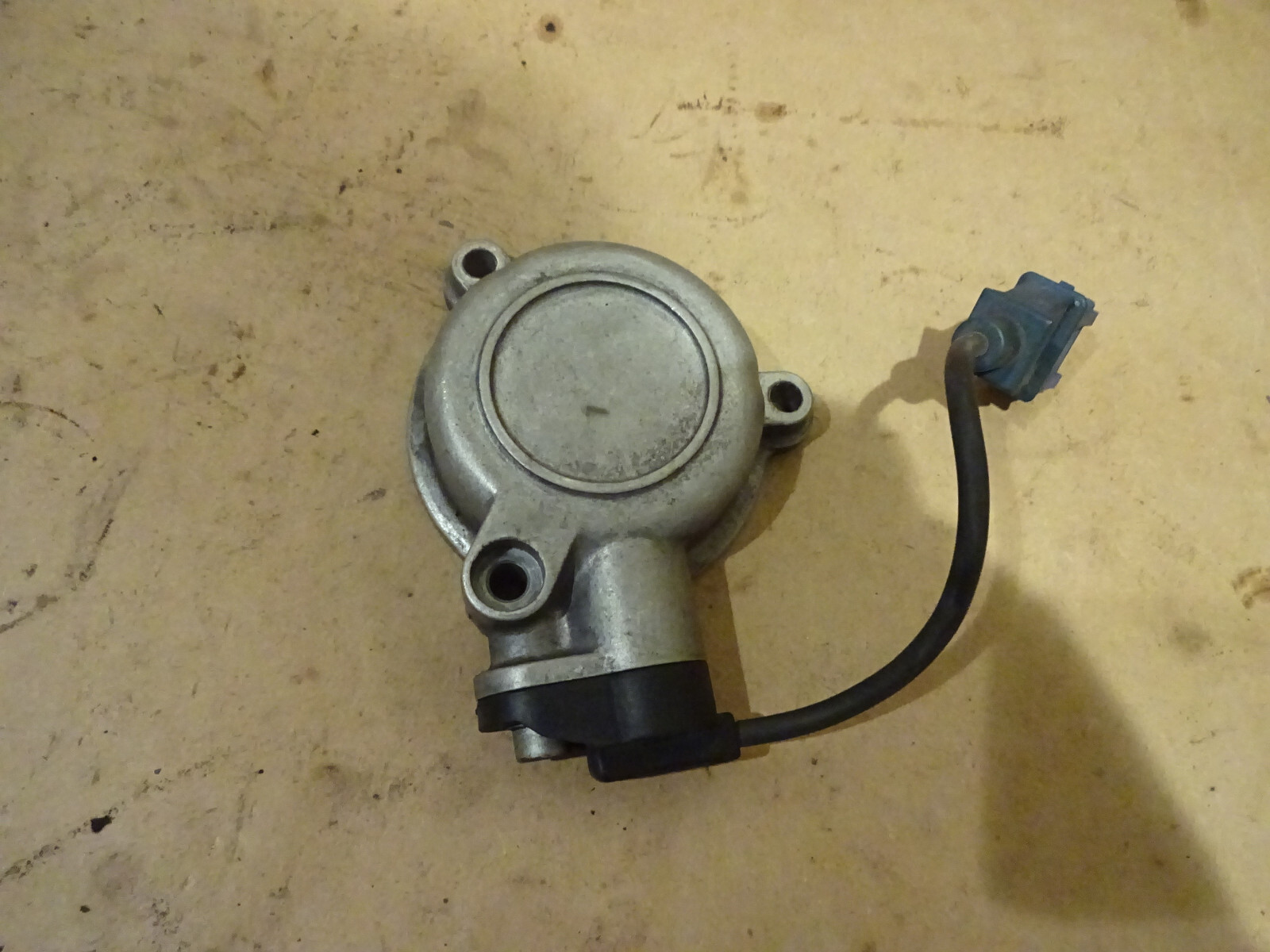 Ferrari 355, 456, 550 - Phase Sensor Support With Sensor - P/N 151275 -150866