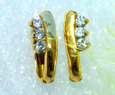 Ohrringe Steck-Creolen 750 Gelbgold 18 KT Gold 💕BLICKFANG und HINGUCKER - Bild 1 von 4