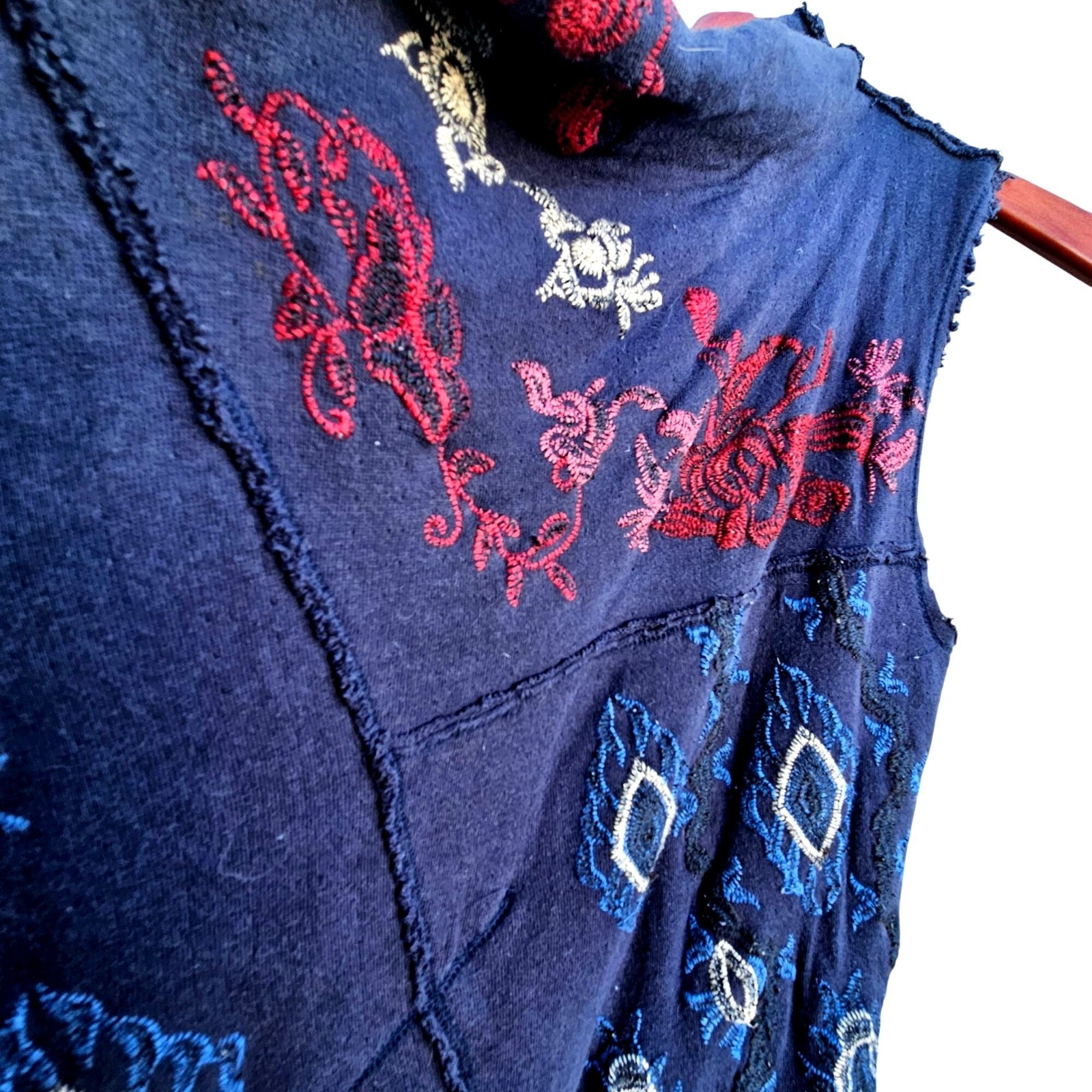 Soft Surroundings Embroidered Patchwork Boho Drap… - image 13