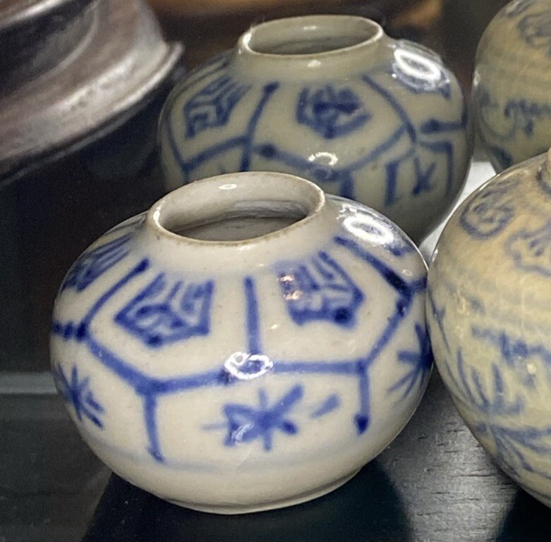 Ming Chinese Miniature Ointment Jar,  Fine Clean Glaze, Soft Past