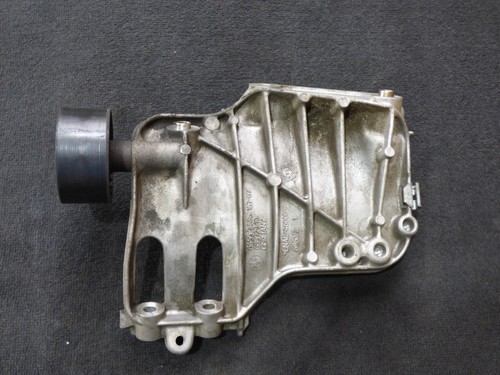BMW F20 F30 F31 F34 F10 F11 F06 F01 F25 E70 E71 Halter Klimakompressor 7585167