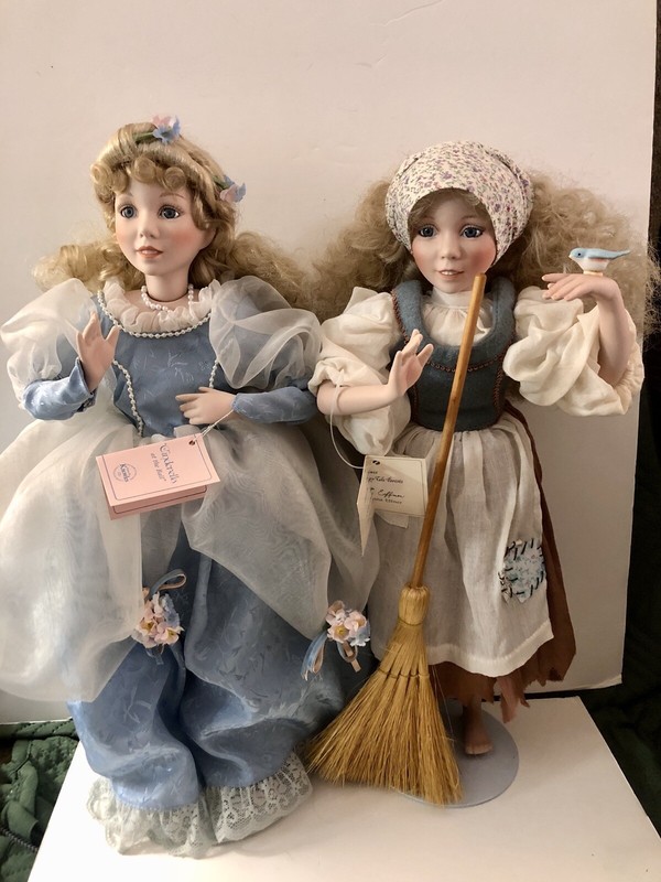 Set Of 2 Dianna Effner 15 Inch Porcelain Cinderella Dolls At The Ball & In Rags