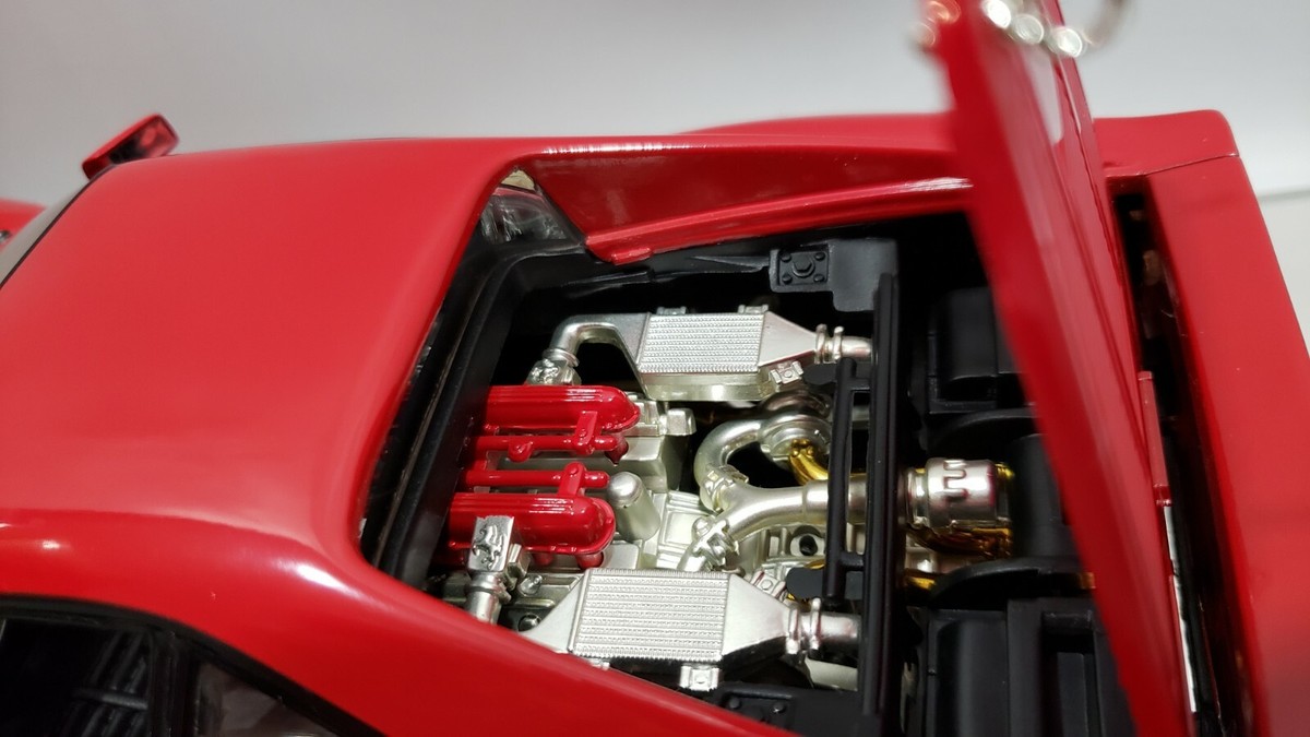 1/18 HOT WHEELS 1984 FERRARI 288 GTO RED DIECAST MODEL CAR