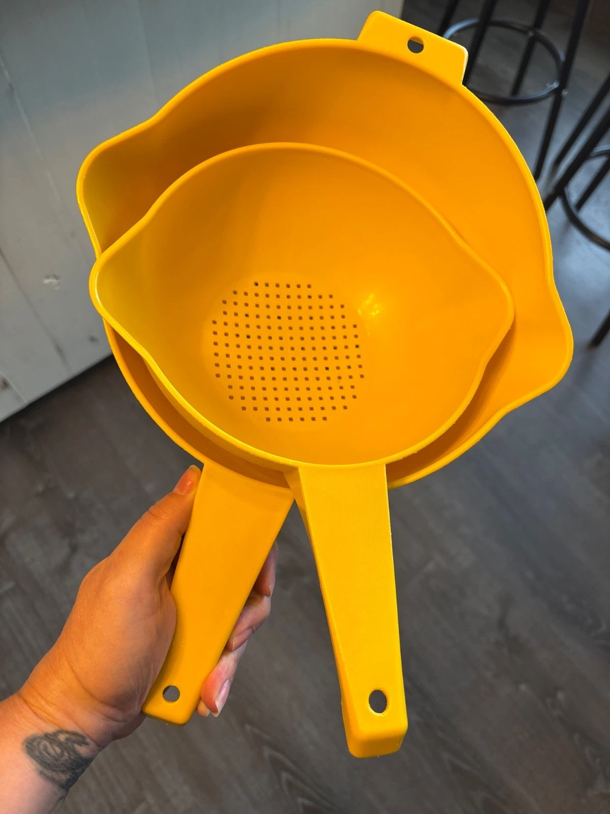 Vintage Tupperware Yellow Strainers Colanders with Handle #1200-3 1523-8