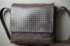 [Excellent] BOTTEGA VENETA BV Messenger Bag Brown Calfskin Leather MSRP $3000