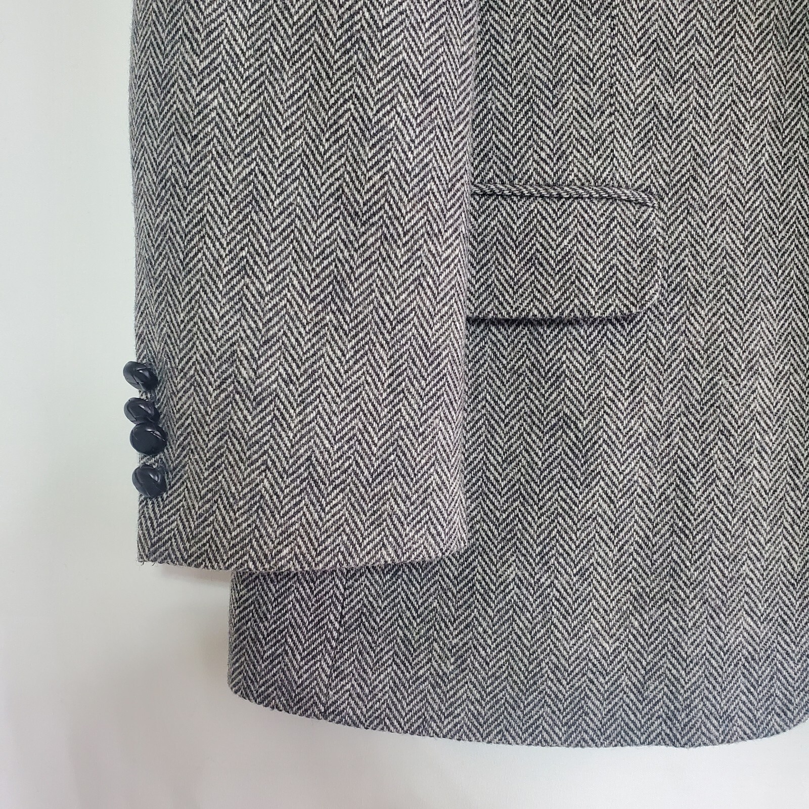 FILA Savile Row Wool Herringbone Single Breasted Sport Jacket Blazer Size Medium Gray