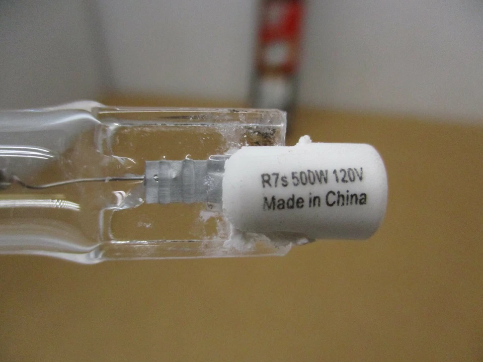 PHILIPS 303503 MHN70/TD/840 70W 4000K NEW - Image 2 of 4