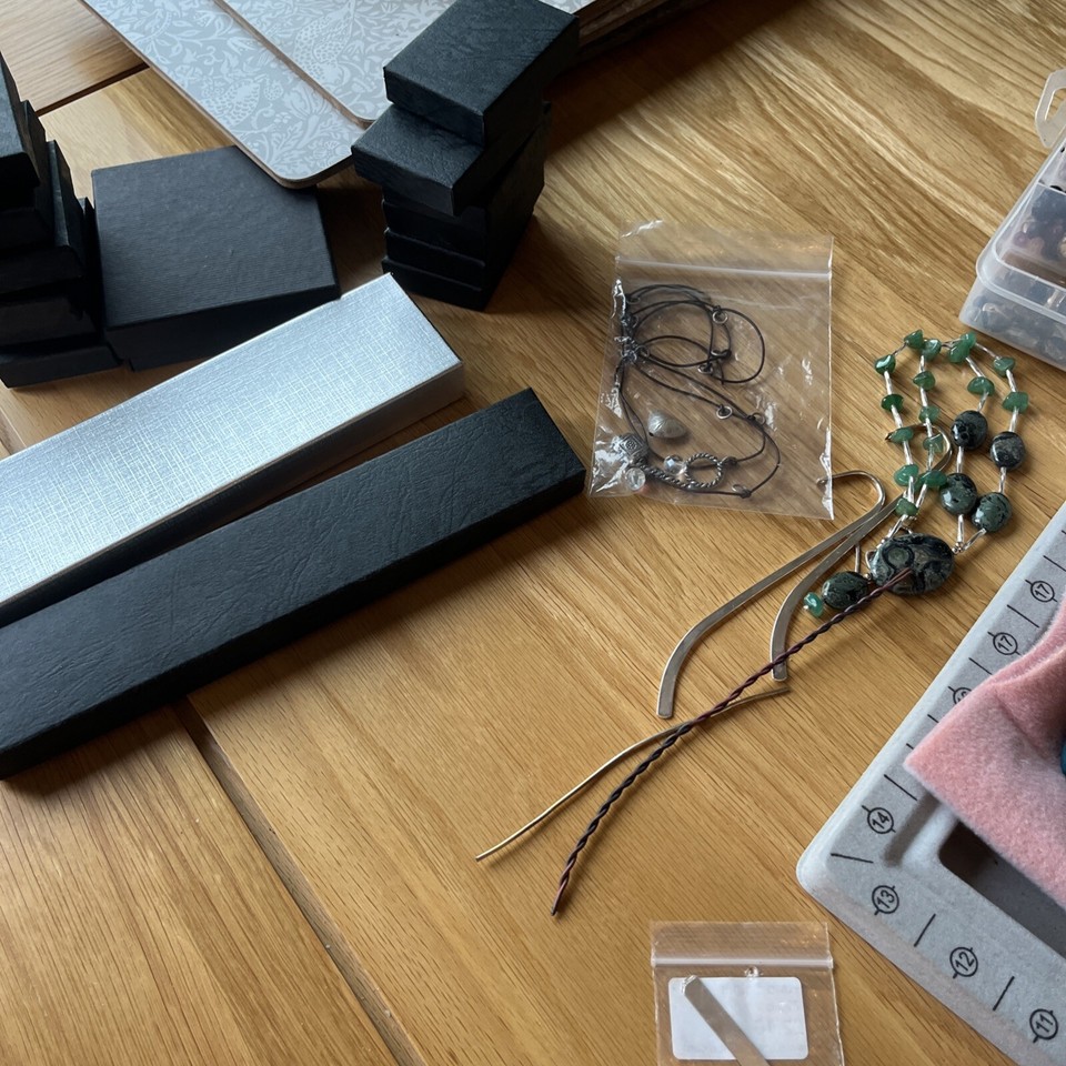 Jewellery Making Kit for Beginners Instructions Included Findings Beads