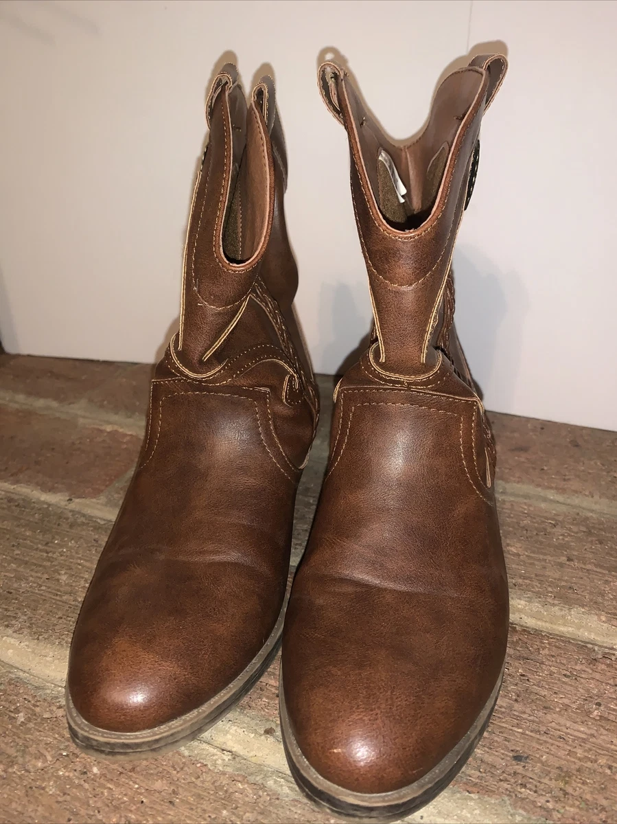Boot store cushion inserts