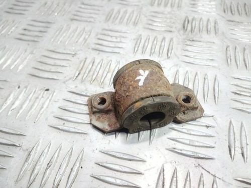 Seat Ibiza III (6L) 2005 Vorne links Halterung Stabilisator vorne 55kW UST44526