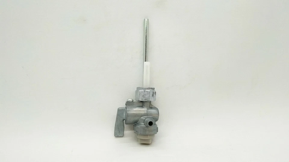 雅马哈 DT125 MX175 HT1 LT2 DT175 MX RS YL RXS RX115 Fuel Cock NOS 357-24500-20 — 第 3/4 张图片