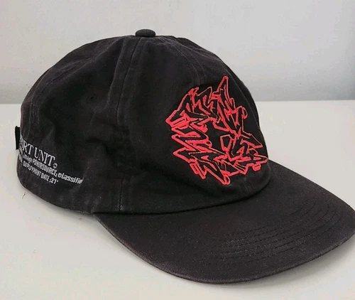 Casquette noire FW21 Supreme Support Unit 6 panneaux illustration originale par Stash