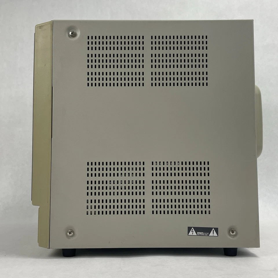 Panasonic WV-BM1400 Black and White Video Monitor For Parts - Image 4 of 4