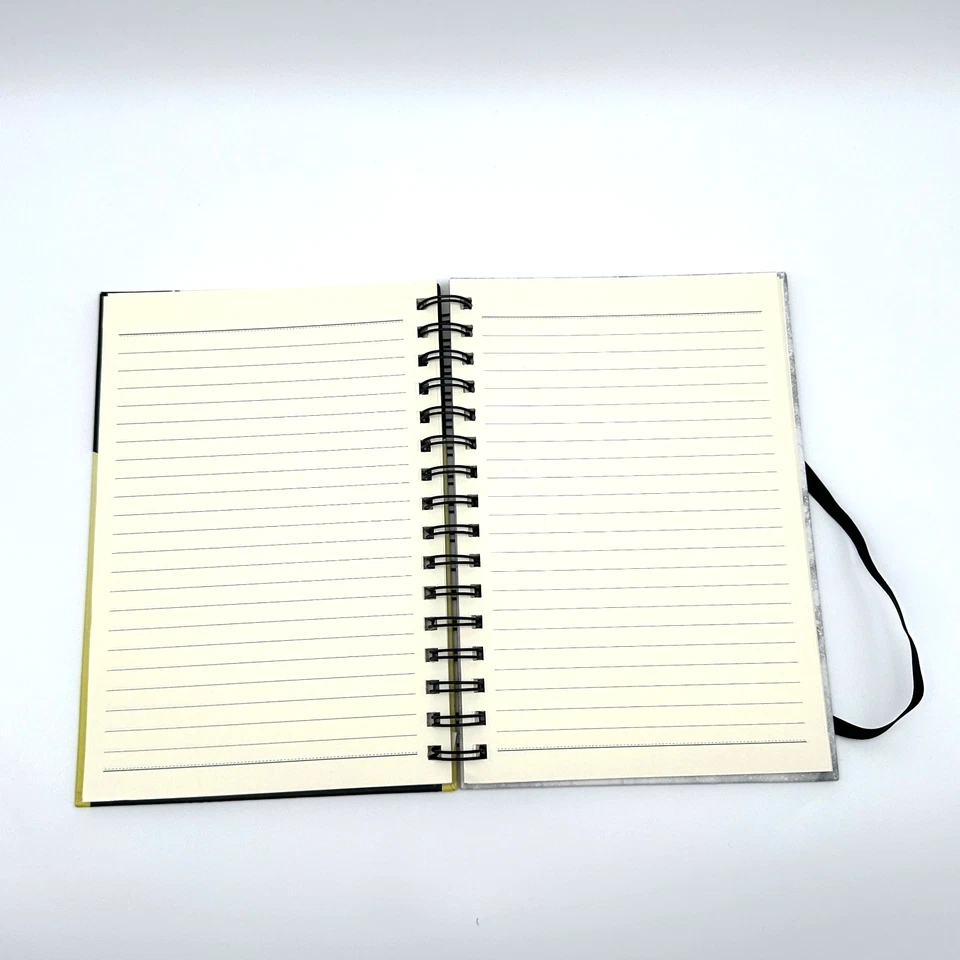 Marvel Avengers S.T.A.T.I.O.N. Diario cuaderno espiral Thor sin usar con correa Foto 2 de 4