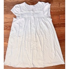 Vintage Miss Elaine Woman nightgown size 2X Smocking floral embroidery