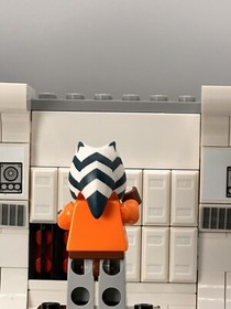 LEGO Star Wars Minifigure sw0192 Ahsoka Tano Tube Top and belt from 8098