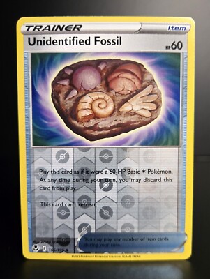 Pokémon TCG - Unidentified Fossil 165/195 Reverse Holo - Silver Tempest 2022 NM+