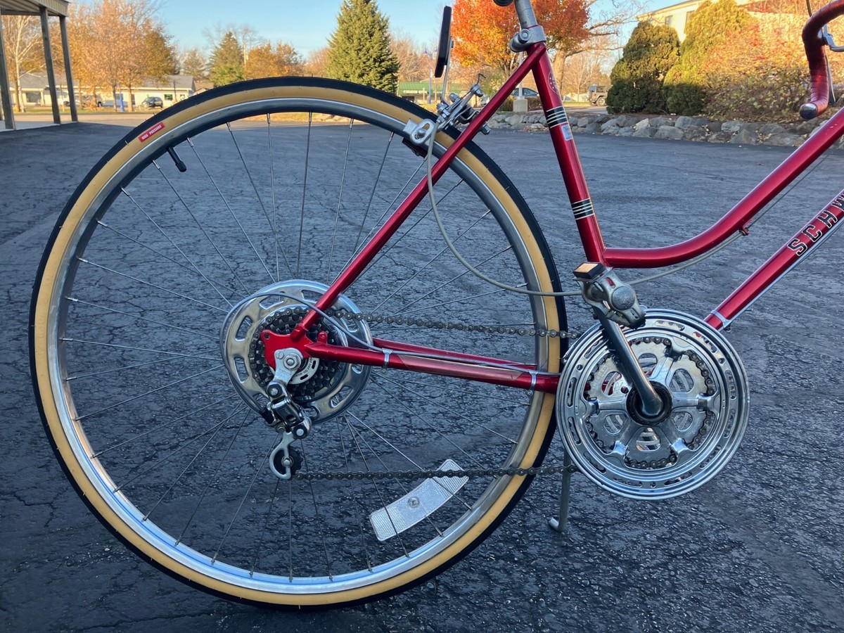 送料無料　Schwinn ヴィンテージ Reconditioned, Vintage 1978 Cardinal Red Schwinn Caliente Bicycle