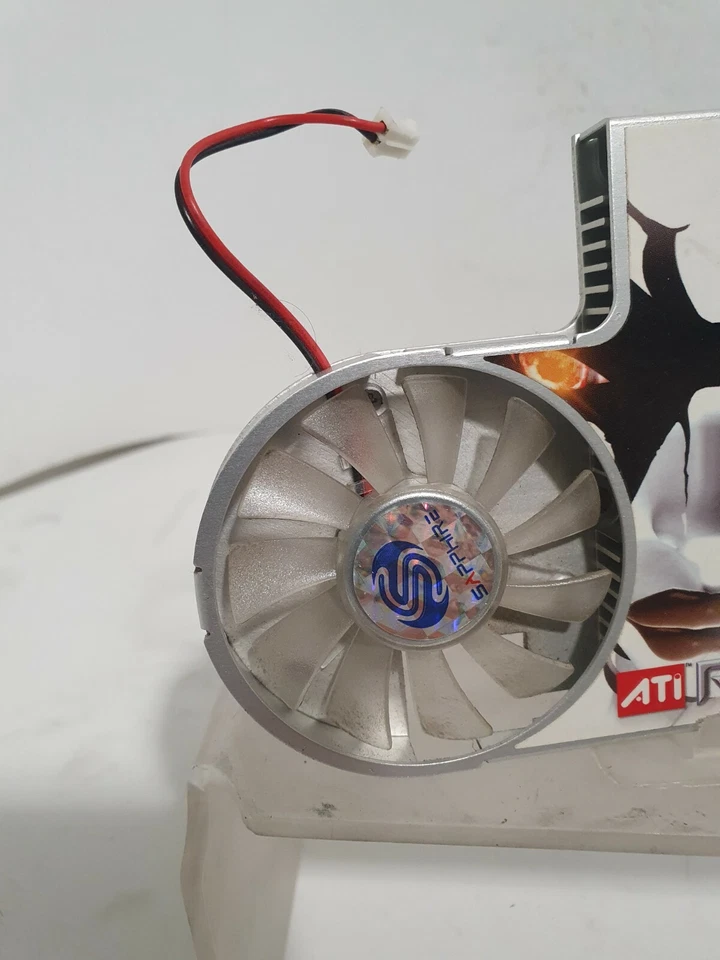 Dissipatore ventola per scheda video board AGP ATI Radeon x1600 pro sapphire - Immagine 2 di 4