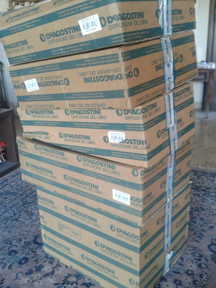 FERRARI MOTORE SCALA 1/4 DE AGOSTINI RARO, INTROVABILE - Immagine 2 di 4