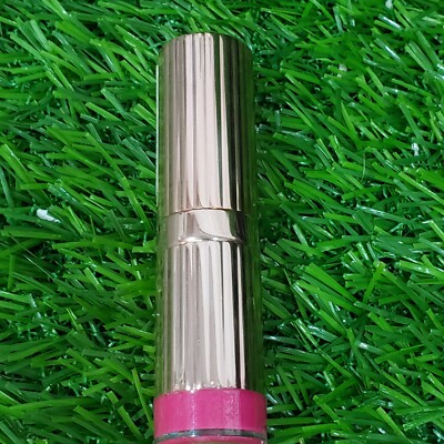 Makeup Revolution Renaissance Matte Smudge Free Lipstick - DATE
