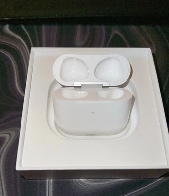 Offizielle Apple Airpods 3. Generation MagSafe NUR Ladecase (A2566) NEU