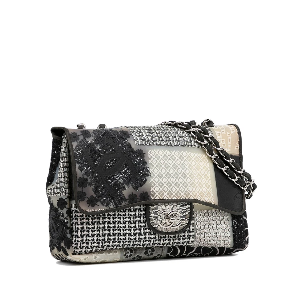 Autenticado Chanel Jumbo PVC y Tweed Patchwork Solapa Única Blanco Foto 2 de 4